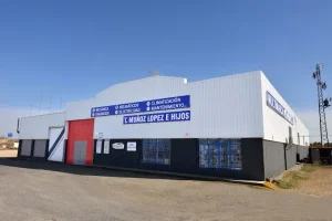 fachada talleres muñoz lopz e hijos